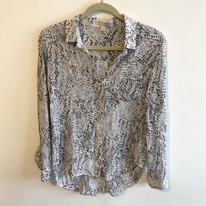 Cloth & Stone button up blouse size xs